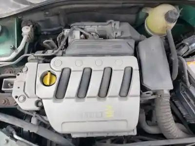 Здавання транспортного засобу renault clio ii fase ii (b/cb0) k4j711 року 2001 потужний 