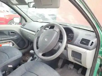 Здавання транспортного засобу renault clio ii fase ii (b/cb0) k4j711 року 2001 потужний 