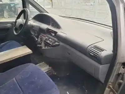 Sloopvoertuig citroen jumpy rhz van het jaar 2000 aangedreven 