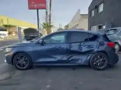 Scrapping Vehicle ford focus ztda of the year 2018 powered 