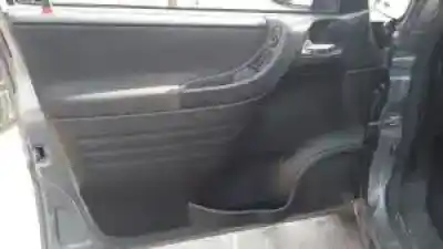 Veículo de Sucata opel zafira a y20dth do ano 2004 alimentado 