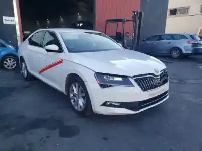 Scrapping Vehicle skoda                                              superb (3v3)                                                                                                                                                                                                                                               crlb of the year 2015 powered 
