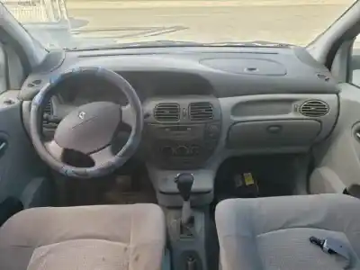 Здавання транспортного засобу renault scenic (ja..) k4m701 року 2001 потужний 