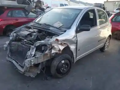 Здавання транспортного засобу toyota yaris (ncp1/nlp1/scp1) 2szfe року 1999 потужний 