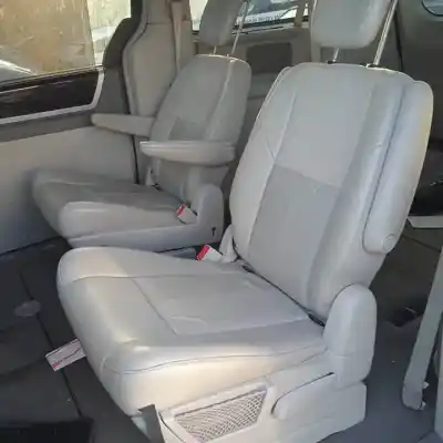Здавання транспортного засобу chrysler grand voyager (rt) vm64c року 2008 потужний 