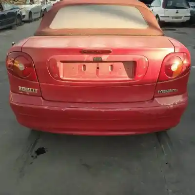 Veículo de Sucata renault megane i fase 2 cabriolet (ea..) k4m700 .k7m702.k4m700.k4ma7.k4m.k4m708 do ano 2000 alimentado 