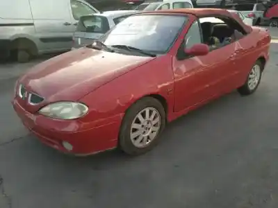 Veículo de Sucata renault megane i fase 2 cabriolet (ea..) k4m700 .k7m702.k4m700.k4ma7.k4m.k4m708 do ano 2000 alimentado 