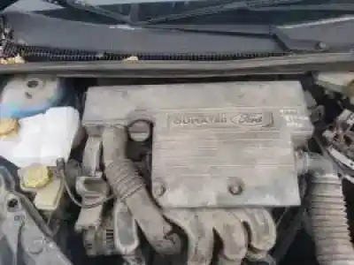 Veicolo di demolizione ford fiesta (cbk) g/fxjb dell'anno 2001 alimentato 