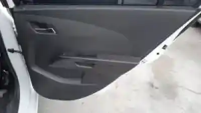 Veicolo di demolizione chevrolet aveo berlina hatchback a13dtr-d dell'anno 2011 alimentato 