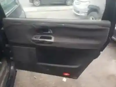 Veicolo di demolizione seat alhambra (7v9) auy dell'anno 2000 alimentato 