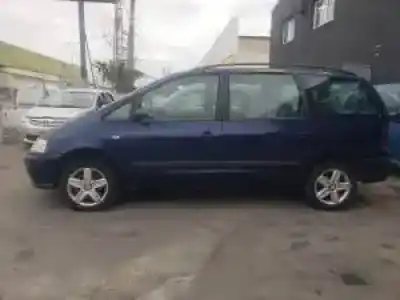 Veicolo di demolizione seat alhambra (7v9) auy dell'anno 2000 alimentato 