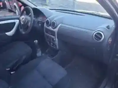 Veículo de Sucata dacia sandero 1.6 lpg do ano 2008 alimentado 