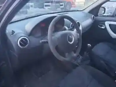 Veículo de Sucata dacia sandero 1.6 lpg do ano 2008 alimentado 