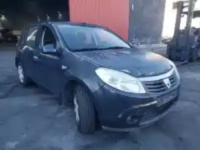 Veículo de Sucata dacia sandero 1.6 lpg do ano 2008 alimentado 