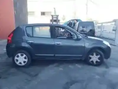 Veículo de Sucata dacia sandero 1.6 lpg do ano 2008 alimentado 