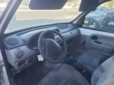 Scrapping Vehicle renault kangoo i (f/kc0) k9kb7 of the year 2005 powered 