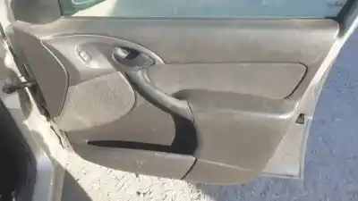 Veículo de Sucata ford focus turnier (cak) ffda do ano 1998 alimentado 