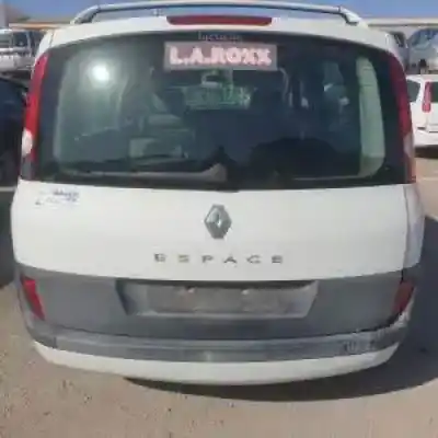 Scrapping Vehicle renault espace iv (jk0) f9q820 of the year 2002 powered 