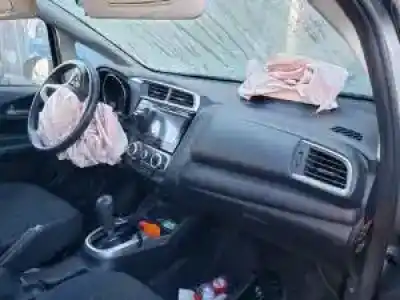 Veículo de Sucata honda jazz (gk) l13b2 do ano 2015 alimentado 