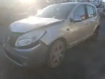 Veículo de Sucata dacia sandero 1.6 lpg do ano 2008 alimentado 