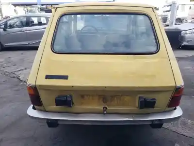 Vehículo de desguace renault 6 tl confort del año 1979 con motor 85098