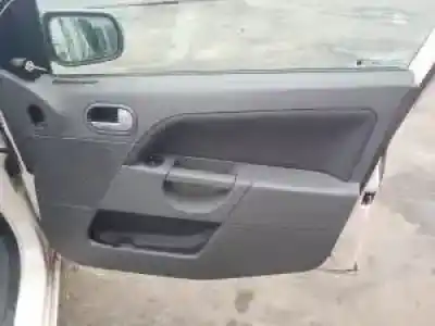 Veículo de Sucata ford fiesta (cbk) g/fxjb do ano 2001 alimentado 