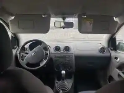 Veículo de Sucata ford fiesta (cbk) g/fxjb do ano 2001 alimentado 