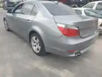 Veículo de Sucata bmw 5 (e60) 520 i do ano 2003 alimentado 