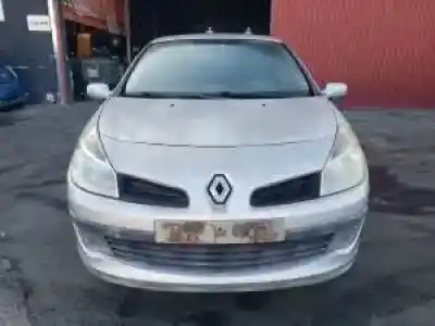 Scrapping Vehicle renault clio iii d4f740 of the year 2005 powered 