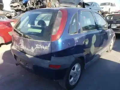 Здавання транспортного засобу opel corsa c z14xe року 2000 потужний 