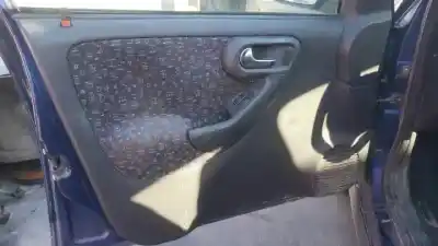 Здавання транспортного засобу opel corsa c z14xe року 2000 потужний 