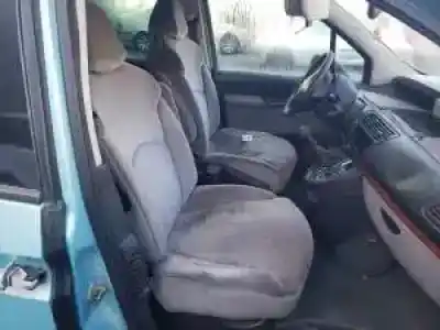 Sloopvoertuig citroen c8 2.2 hdi fap cat (4hw) van het jaar 2002 aangedreven 