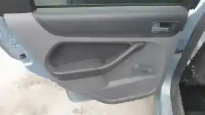 Veicolo di demolizione ford focus lim. (cb4) g8da. g8db. g8dd. g8de. g8df dell'anno 2007 alimentato 