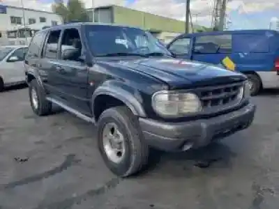 Sloopvoertuig ford explorer xs van het jaar 1996 aangedreven 