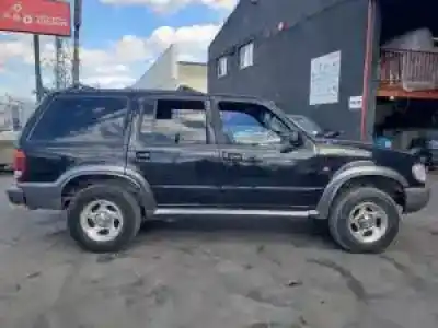 Sloopvoertuig ford explorer xs van het jaar 1996 aangedreven 