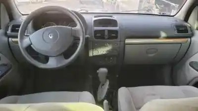 Здавання транспортного засобу renault clio ii fase ii (b/cb0) k4j711 року 2001 потужний 