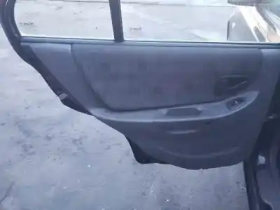 Veicolo di demolizione hyundai accent (lc) g4ea dell'anno 2001 alimentato 