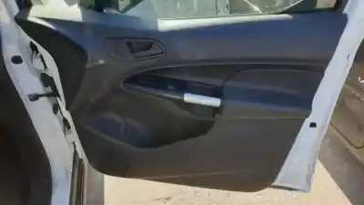 Здавання транспортного засобу ford transit connect xxga року 2013 потужний 