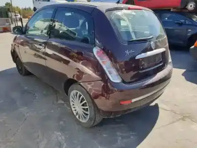 Здавання транспортного засобу lancia ypsilon (101) 199a9000 року 2006 потужний 