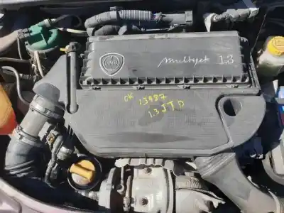 Здавання транспортного засобу lancia ypsilon (101) 199a9000 року 2006 потужний 