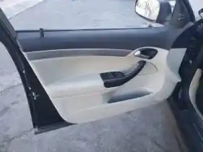 Veículo de Sucata saab 9-3 berlina b207e do ano 2002 alimentado 