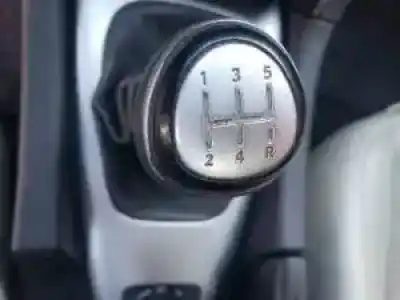 Veículo de Sucata saab 9-3 berlina b207e do ano 2002 alimentado 