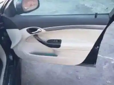 Veículo de Sucata saab 9-3 berlina b207e do ano 2002 alimentado 