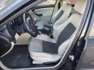 Veículo de Sucata saab 9-3 berlina b207e do ano 2002 alimentado 