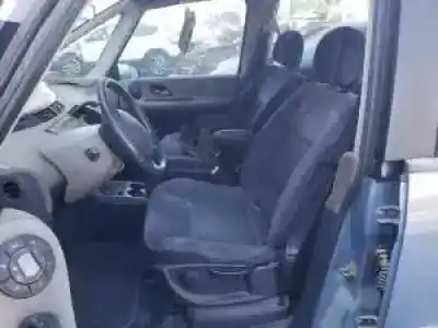 Scrapping Vehicle renault espace iv (jk0) g9t742 of the year 2002 powered 