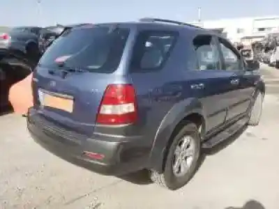 Scrapping Vehicle kia sorento (bl) d4cb of the year 2002 powered 