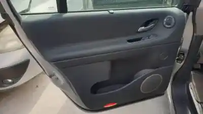 Здавання транспортного засобу renault espace iv (jk0) d-g9tj7 року 2002 потужний 