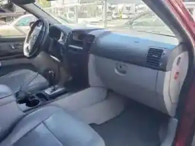 Scrapping Vehicle kia sorento (bl) d4cb of the year 2002 powered 