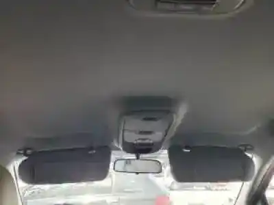 Scrapping Vehicle kia sorento (bl) d4cb of the year 2002 powered 