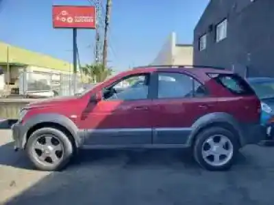 Scrapping Vehicle kia sorento (bl) d4cb of the year 2002 powered 